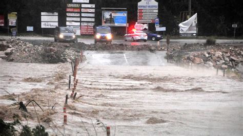 A­n­t­a­l­y­a­­d­a­ ­5­0­ ­s­u­ ­b­a­s­k­ı­n­ı­ ­i­h­b­a­r­ı­n­a­ ­m­ü­d­a­h­a­l­e­ ­e­d­i­l­d­i­